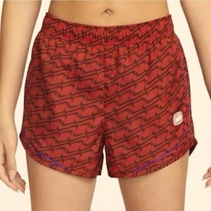 Nike Dri-Fit Tempo Icon Clash Red Women's Running Shorts Size Medium